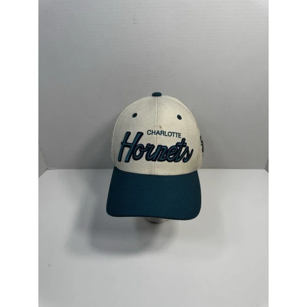 Mitchell & Ness Nostalgia Co. Charlotte Hornets Cream Blue Adjustable Fit Hat